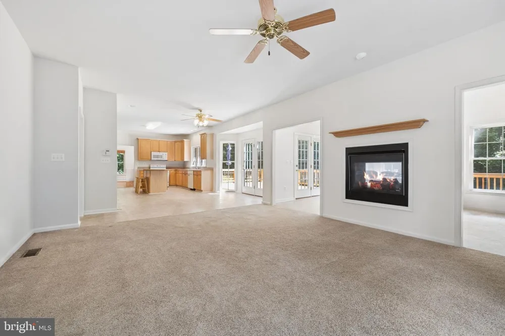 14023 FLAGTREE PLACE Manassas, VA 20112