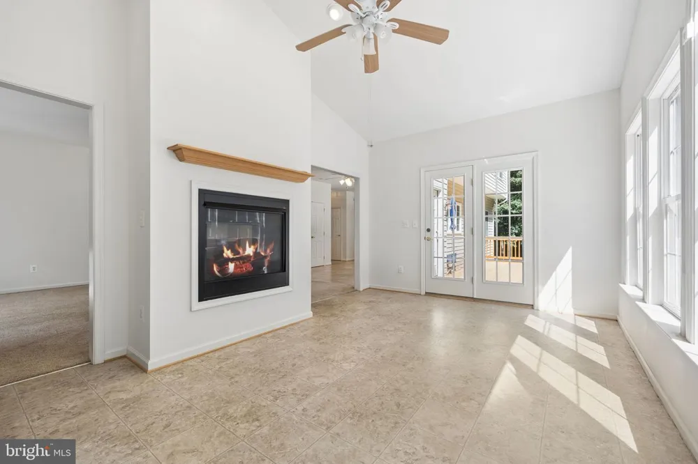 14023 FLAGTREE PLACE Manassas, VA 20112