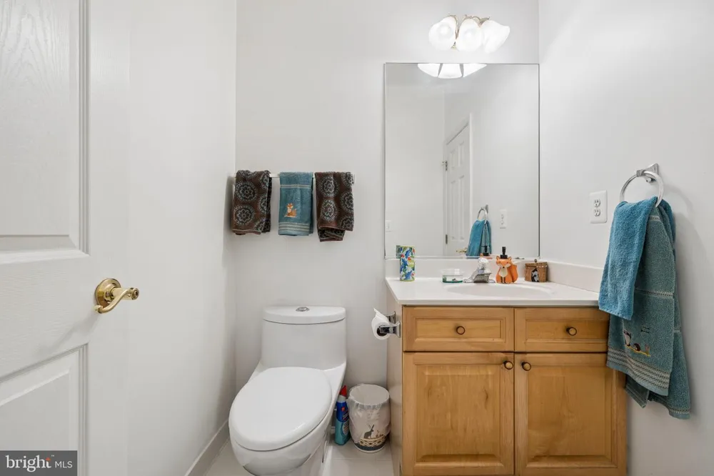 14023 FLAGTREE PLACE Manassas, VA 20112
