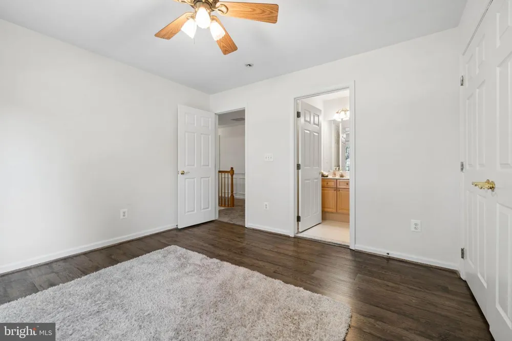 14023 FLAGTREE PLACE Manassas, VA 20112