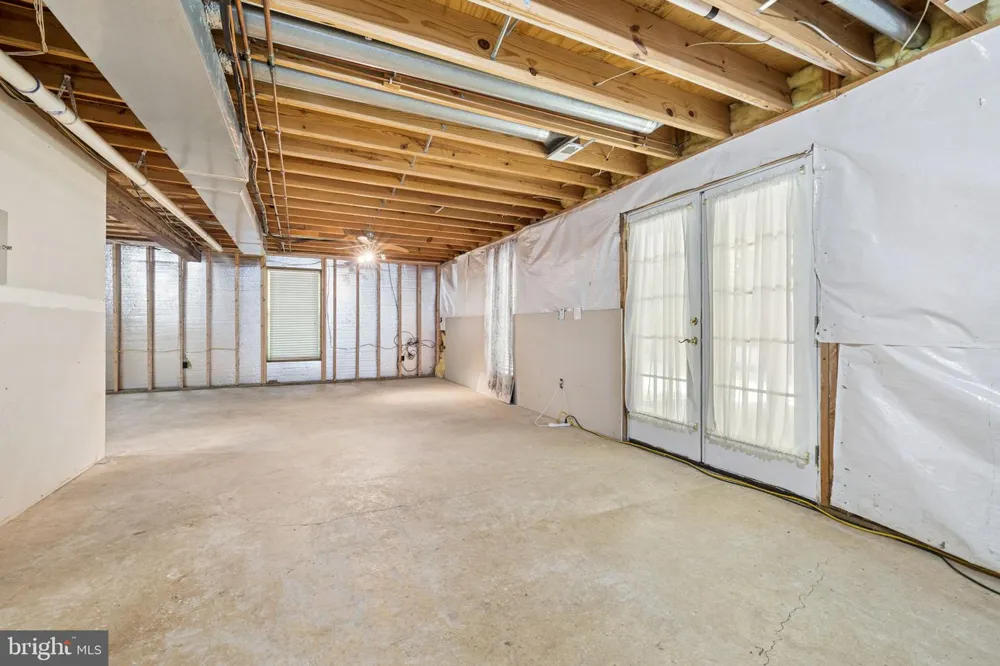 14023 FLAGTREE PLACE Manassas, VA 20112