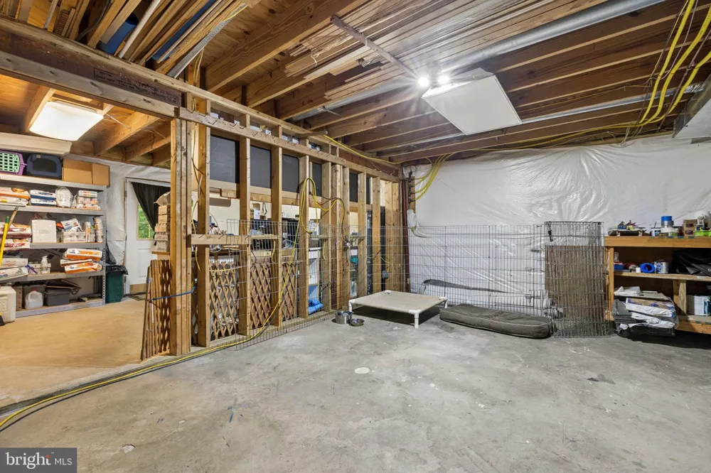 14023 FLAGTREE PLACE Manassas, VA 20112