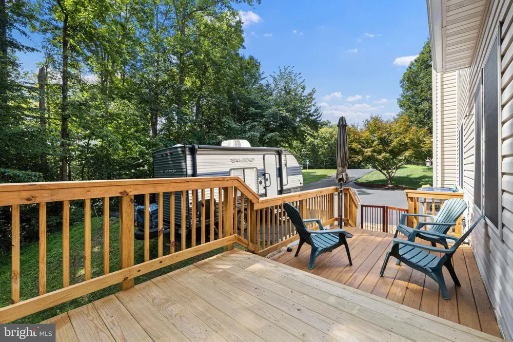 14023 FLAGTREE PLACE Manassas, VA 20112