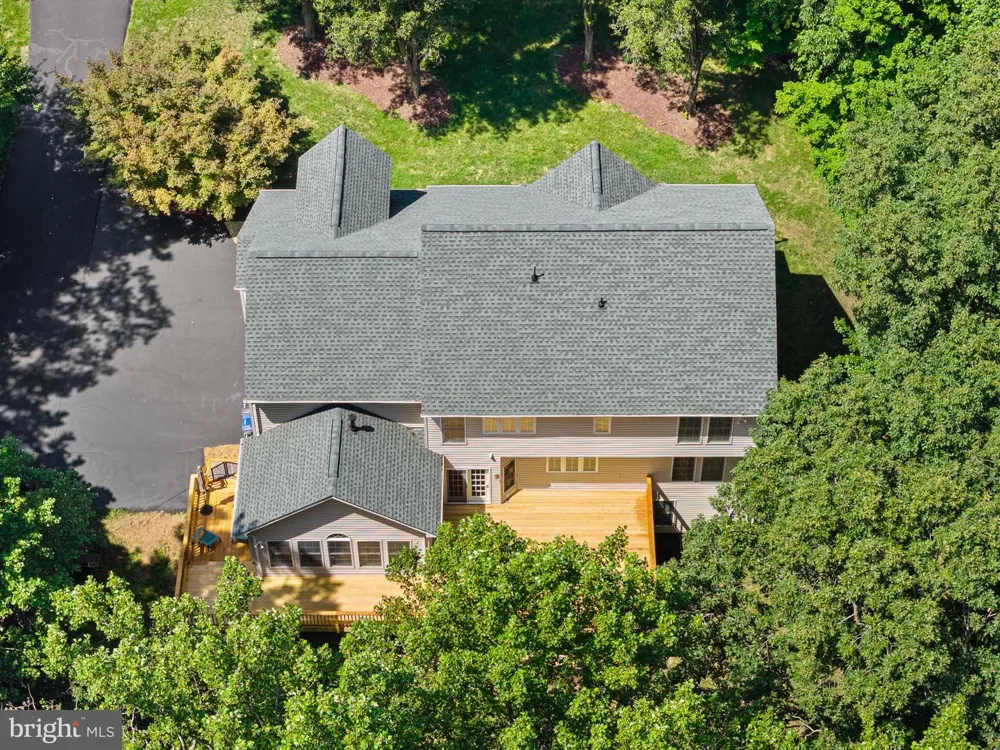 14023 FLAGTREE PLACE Manassas, VA 20112