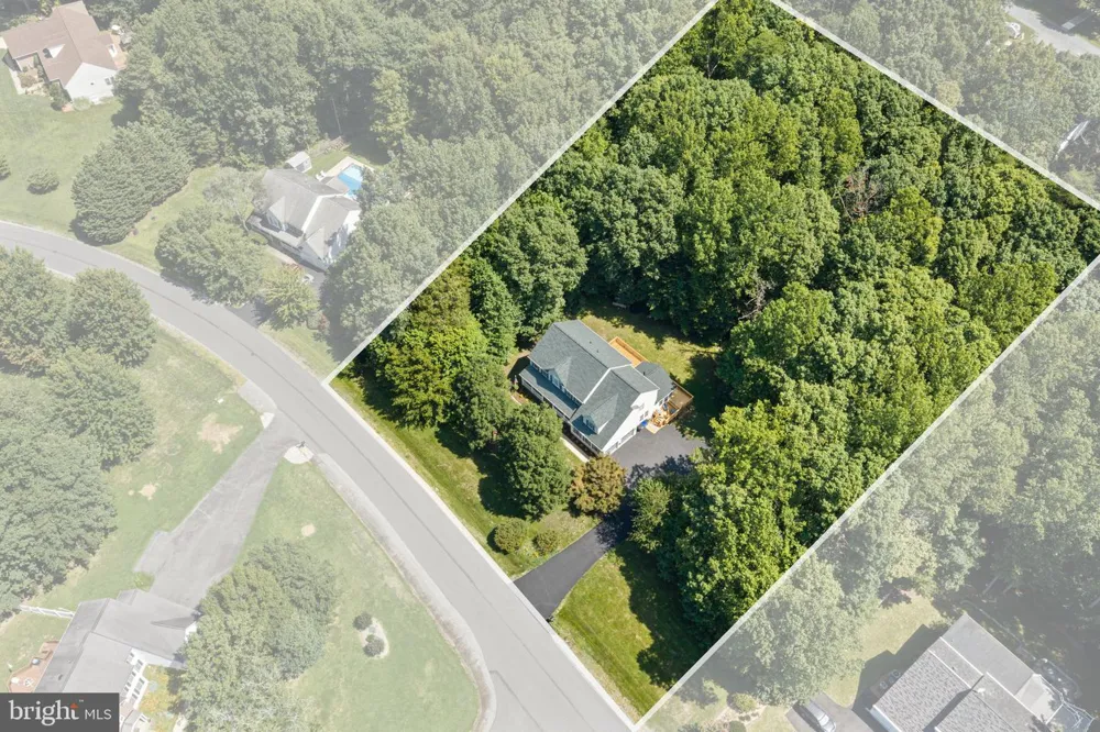 14023 FLAGTREE PLACE Manassas, VA 20112