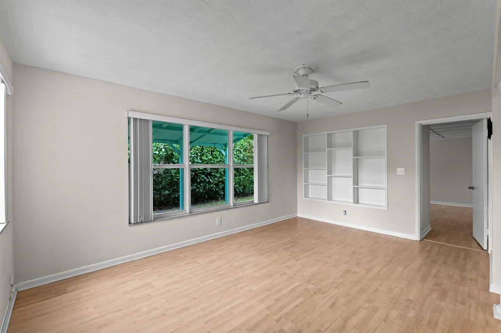 4987 SW 25th Avenue Dania Beach, FL 33312