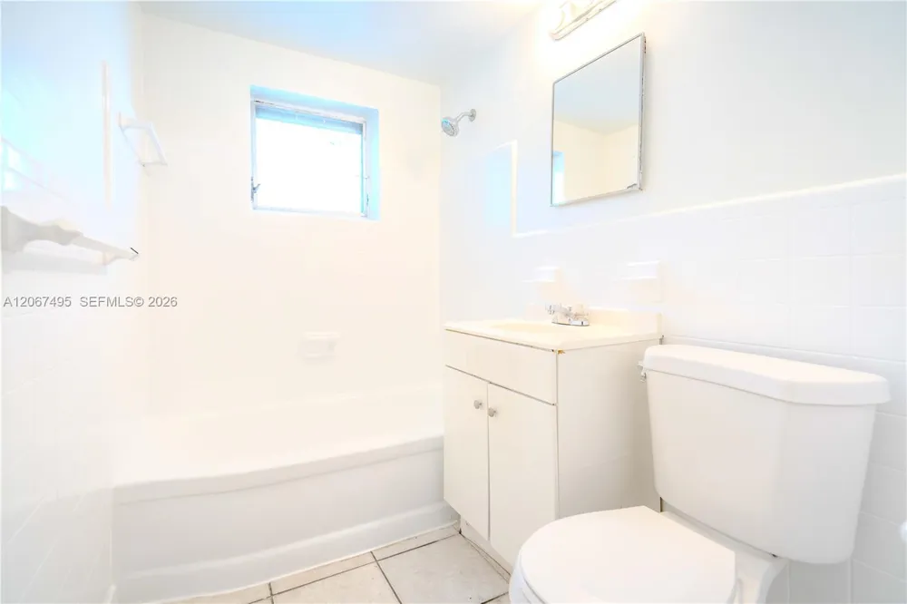 260 Navarre Ave #2 Coral Gables, FL 33134