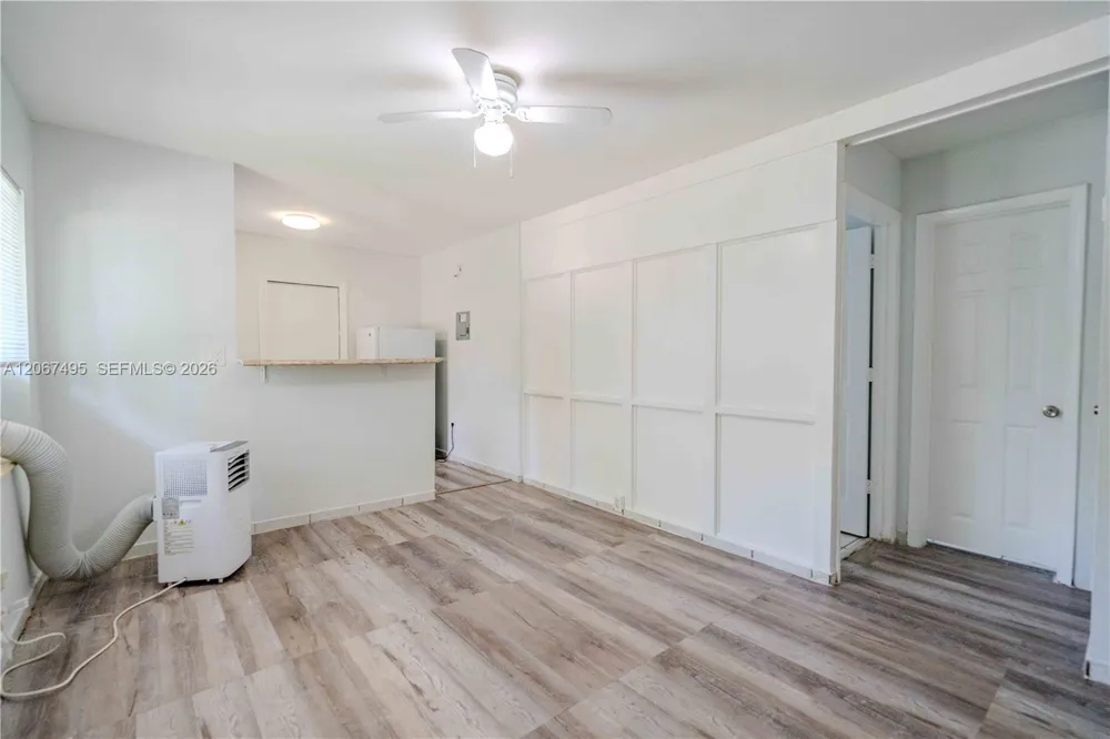 260 Navarre Ave #2 Coral Gables, FL 33134