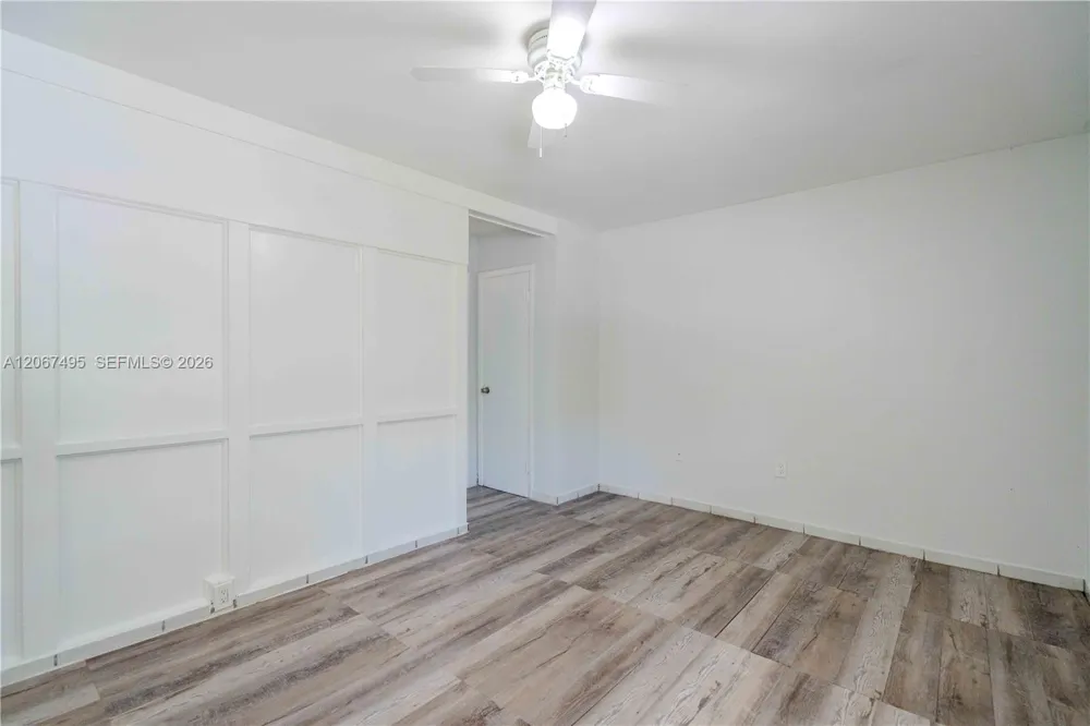 260 Navarre Ave #2 Coral Gables, FL 33134