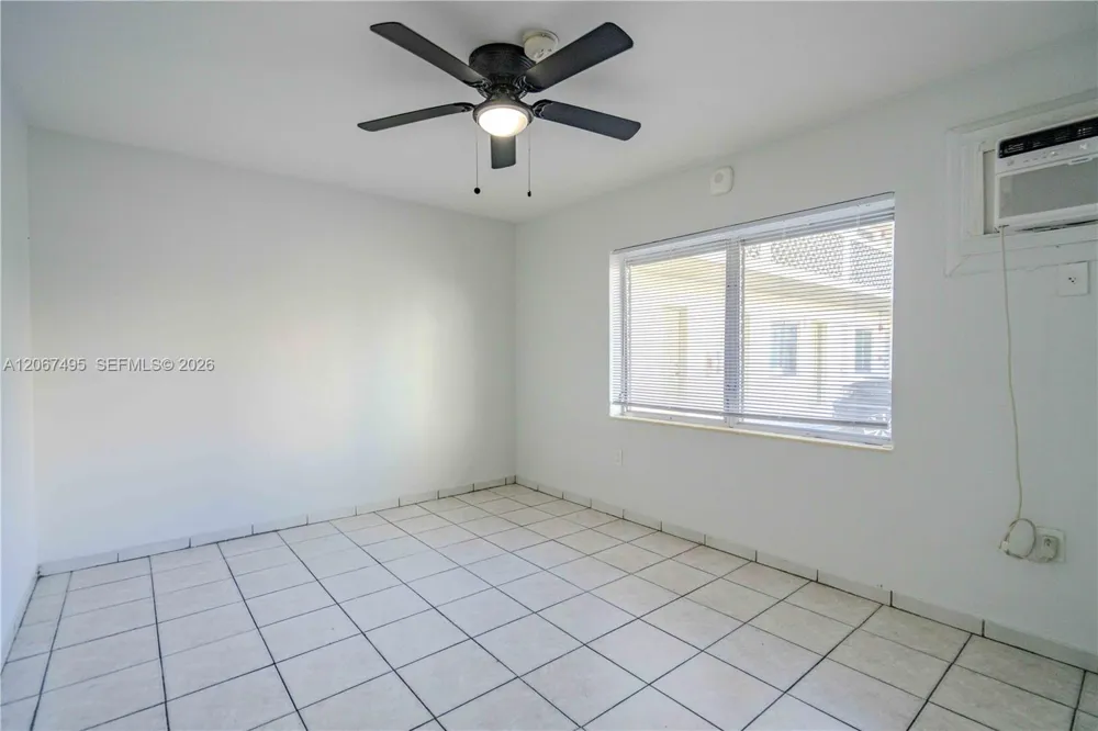 260 Navarre Ave #2 Coral Gables, FL 33134
