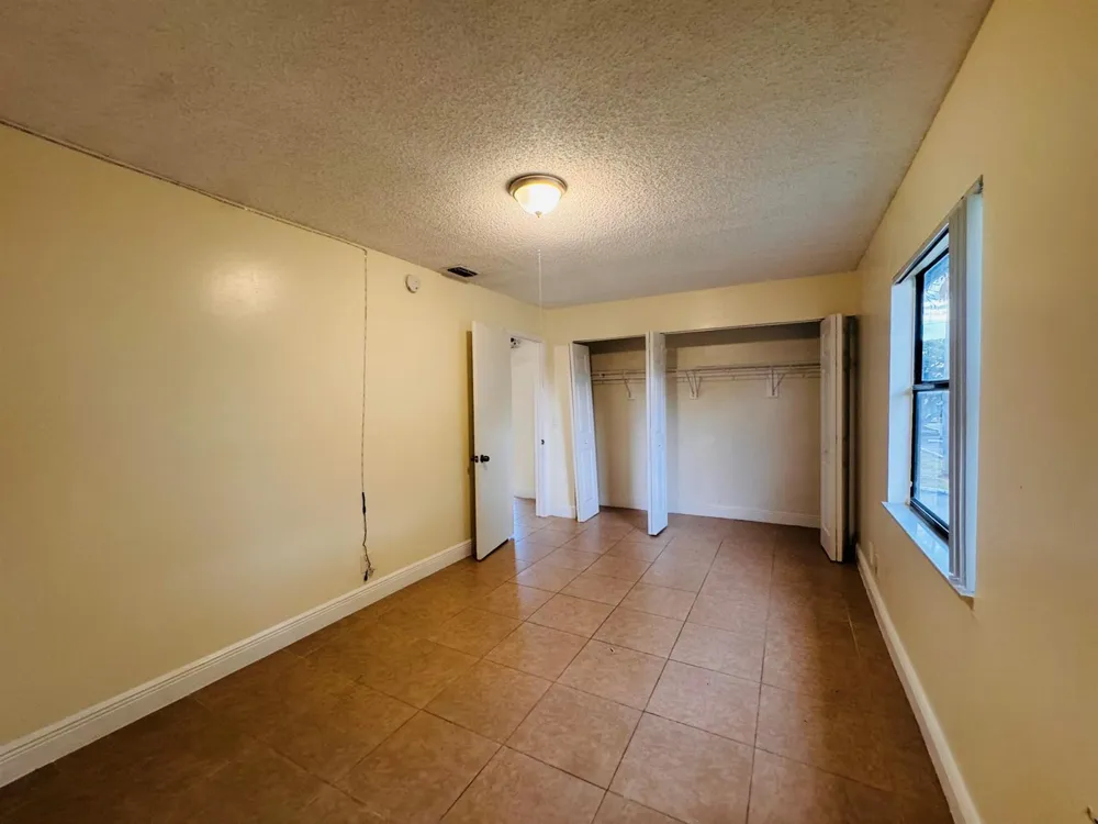 7 CROSSINGS CIRCLE #G Boynton Beach, FL 33435