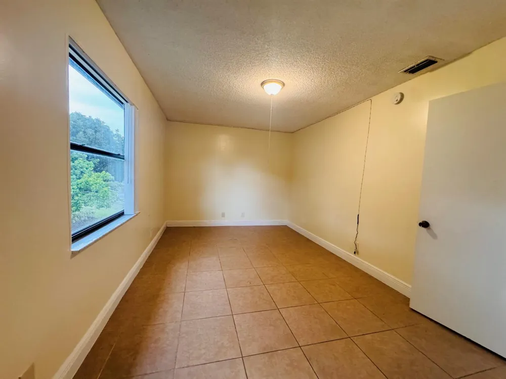 7 CROSSINGS CIRCLE #G Boynton Beach, FL 33435