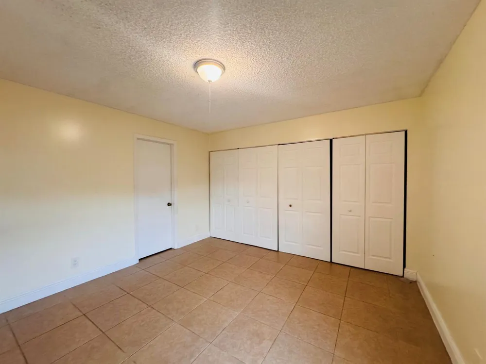 7 CROSSINGS CIRCLE #G Boynton Beach, FL 33435