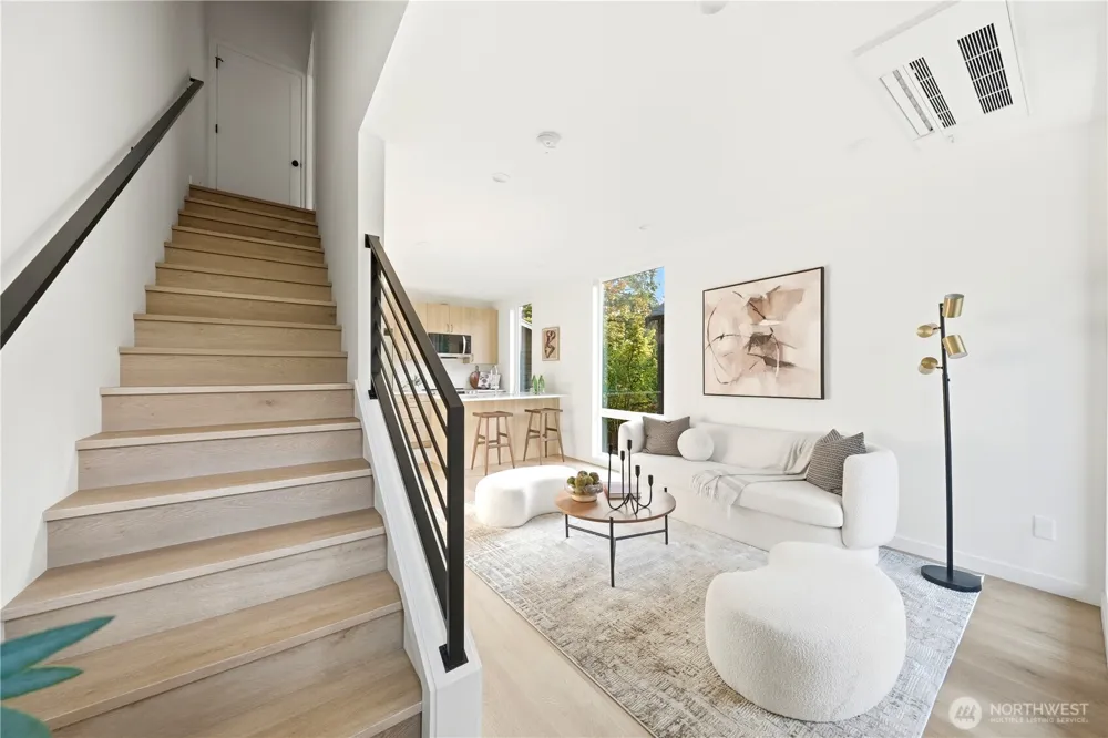 4907 SW Canada Drive Seattle, WA 98136
