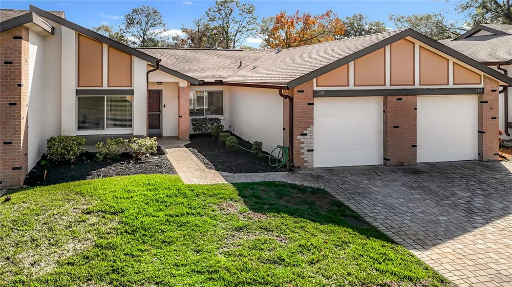 7385 CRESTWOOD DRIVE Weeki Wachee, FL 34613