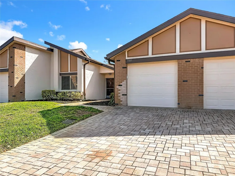 7385 CRESTWOOD DRIVE Weeki Wachee, FL 34613