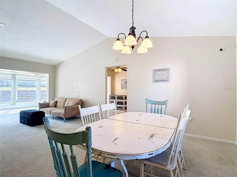 7385 CRESTWOOD DRIVE Weeki Wachee, FL 34613