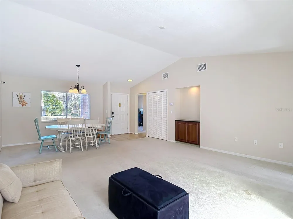 7385 CRESTWOOD DRIVE Weeki Wachee, FL 34613