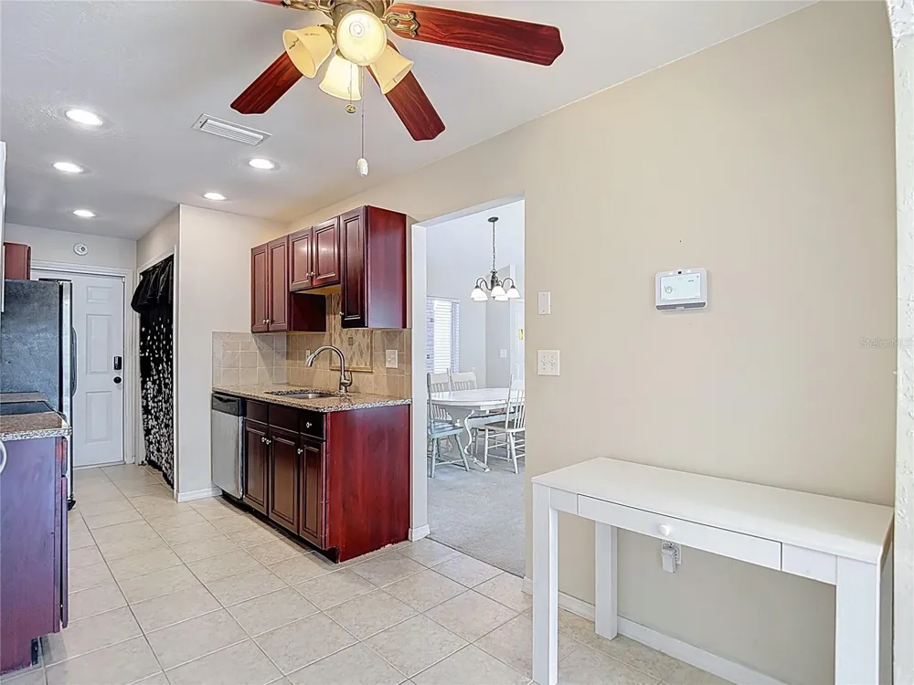 7385 CRESTWOOD DRIVE Weeki Wachee, FL 34613