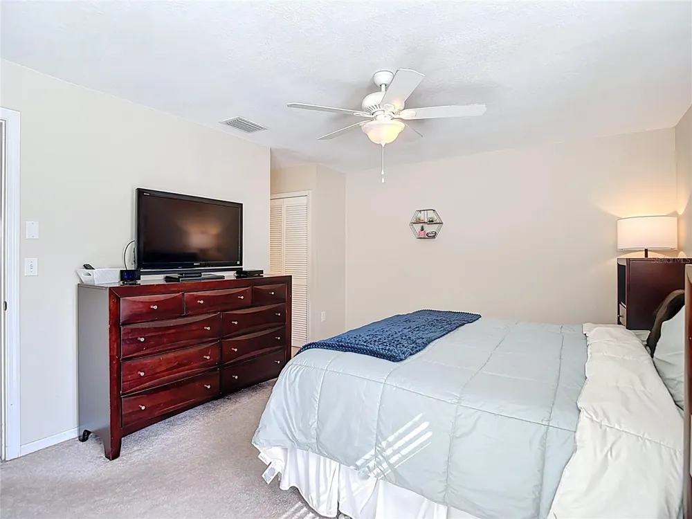 7385 CRESTWOOD DRIVE Weeki Wachee, FL 34613