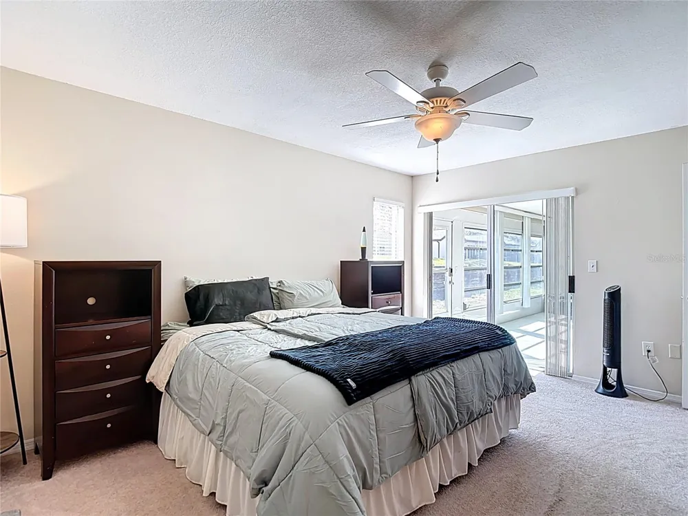 7385 CRESTWOOD DRIVE Weeki Wachee, FL 34613