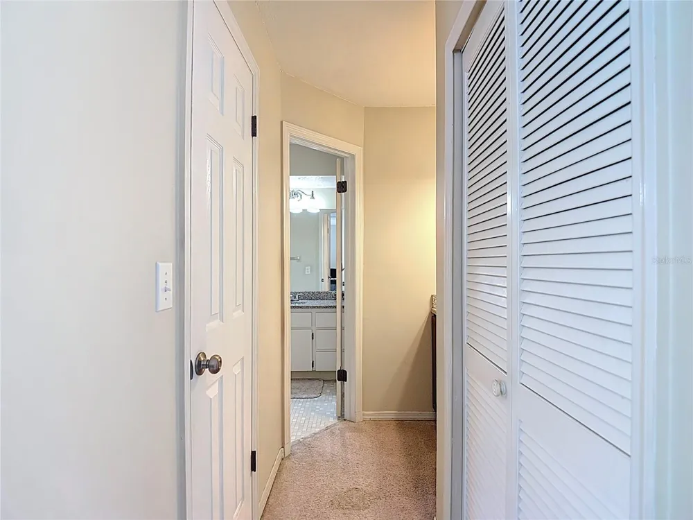 7385 CRESTWOOD DRIVE Weeki Wachee, FL 34613