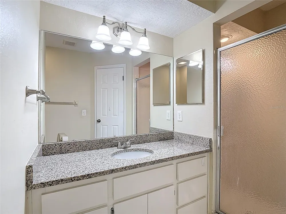 7385 CRESTWOOD DRIVE Weeki Wachee, FL 34613