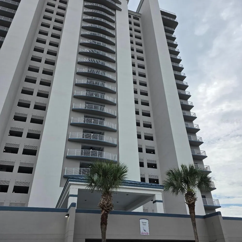 13427 BLUE HERON BEACH DR #1405 Orlando, FL 32821