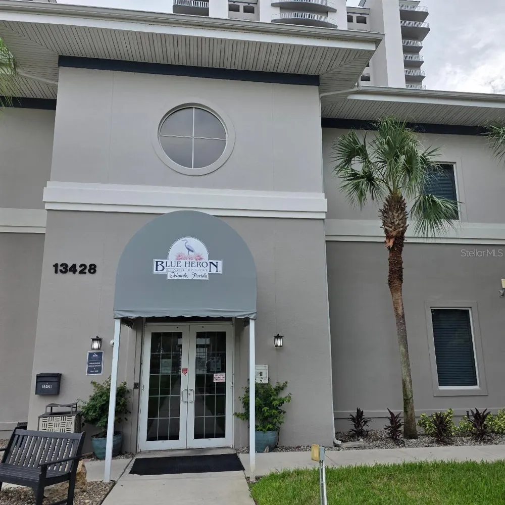 13427 BLUE HERON BEACH DR #1405 Orlando, FL 32821