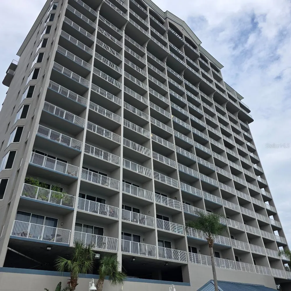 13427 BLUE HERON BEACH DR #1405 Orlando, FL 32821