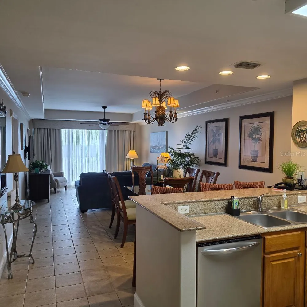 13427 BLUE HERON BEACH DR #1405 Orlando, FL 32821