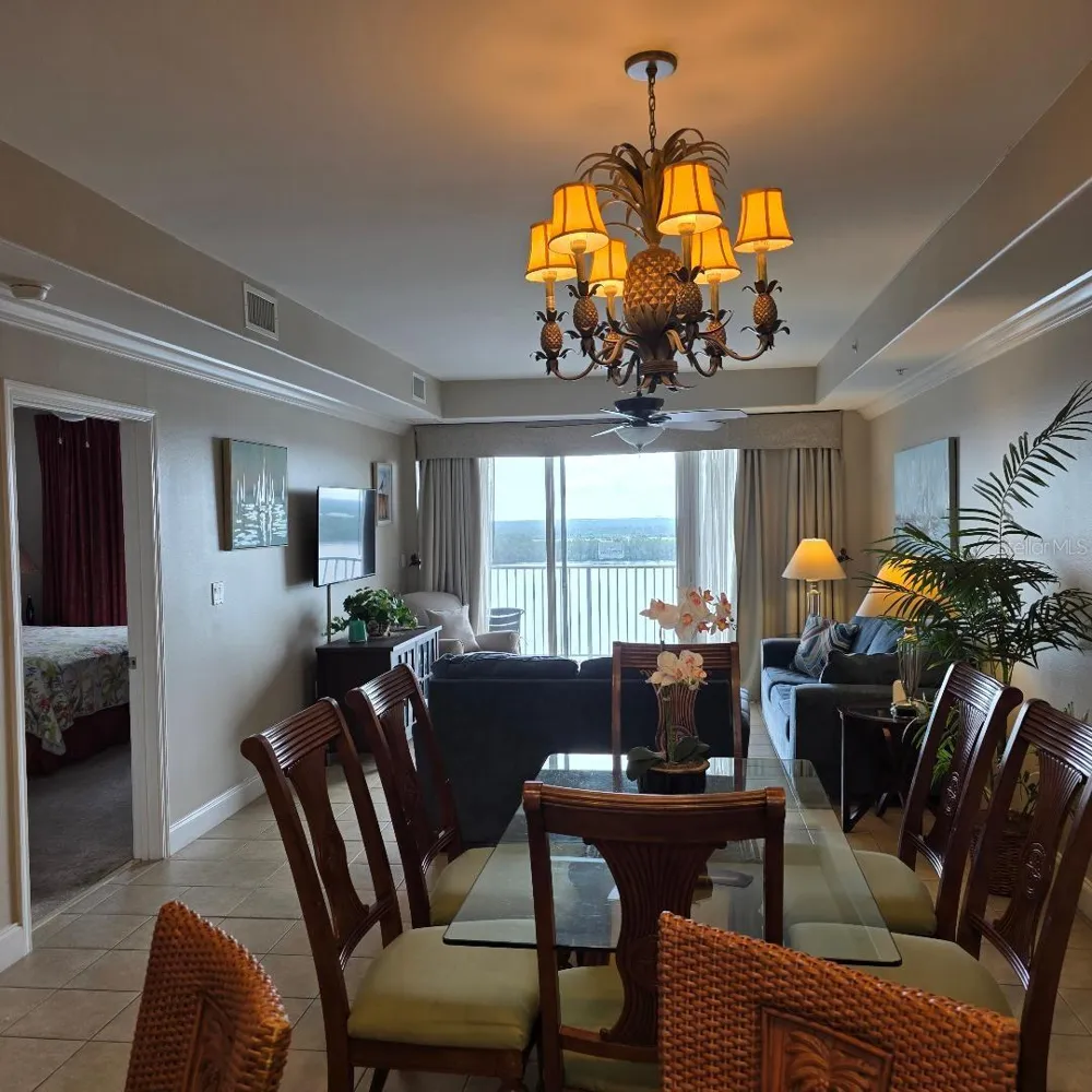 13427 BLUE HERON BEACH DR #1405 Orlando, FL 32821