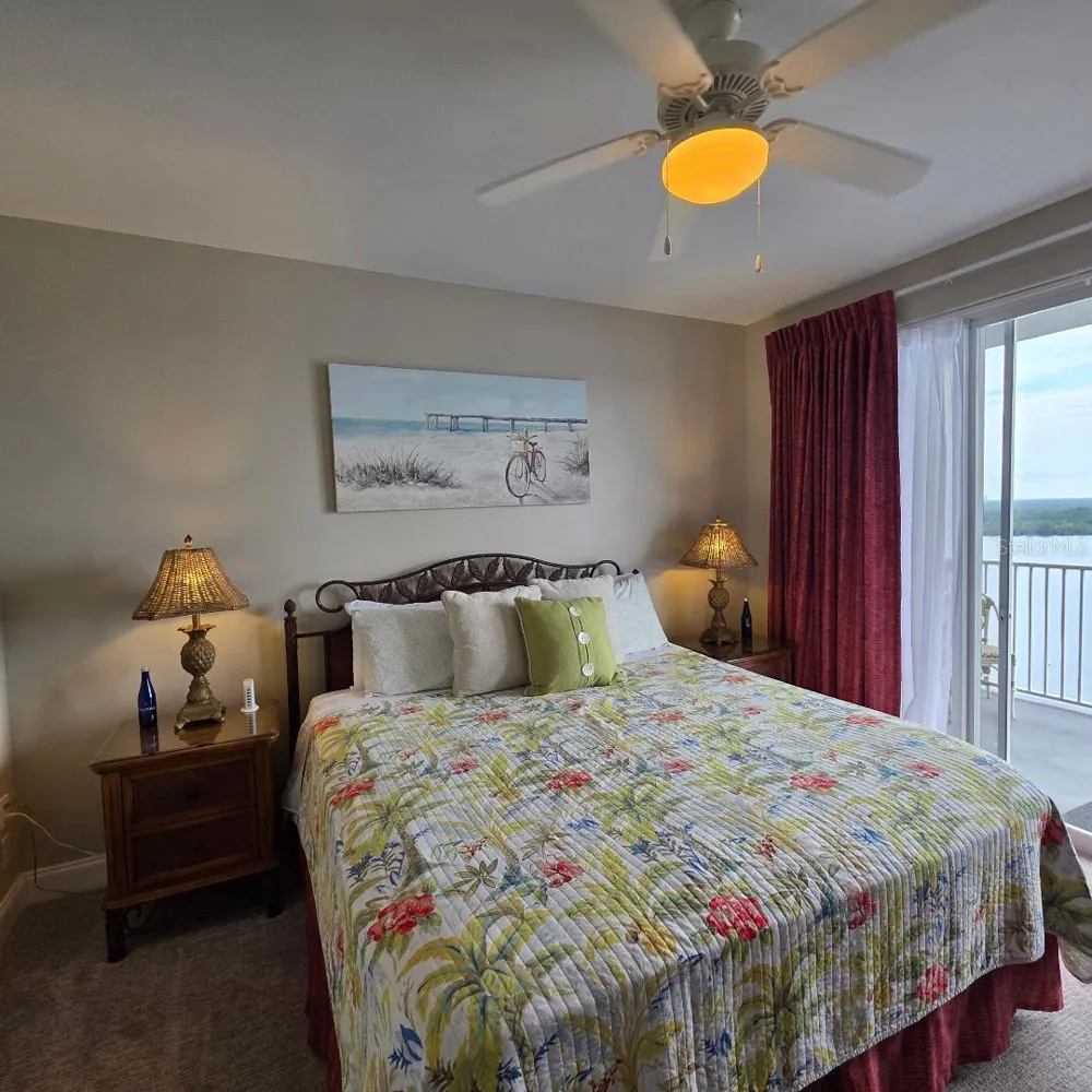 13427 BLUE HERON BEACH DR #1405 Orlando, FL 32821