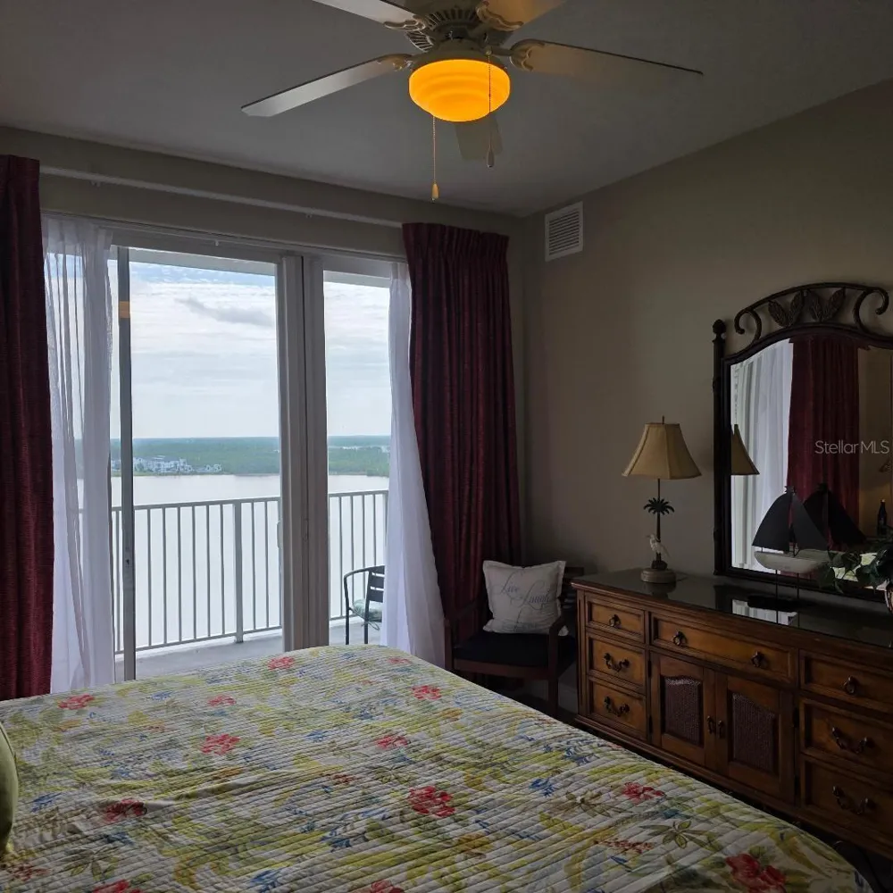13427 BLUE HERON BEACH DR #1405 Orlando, FL 32821