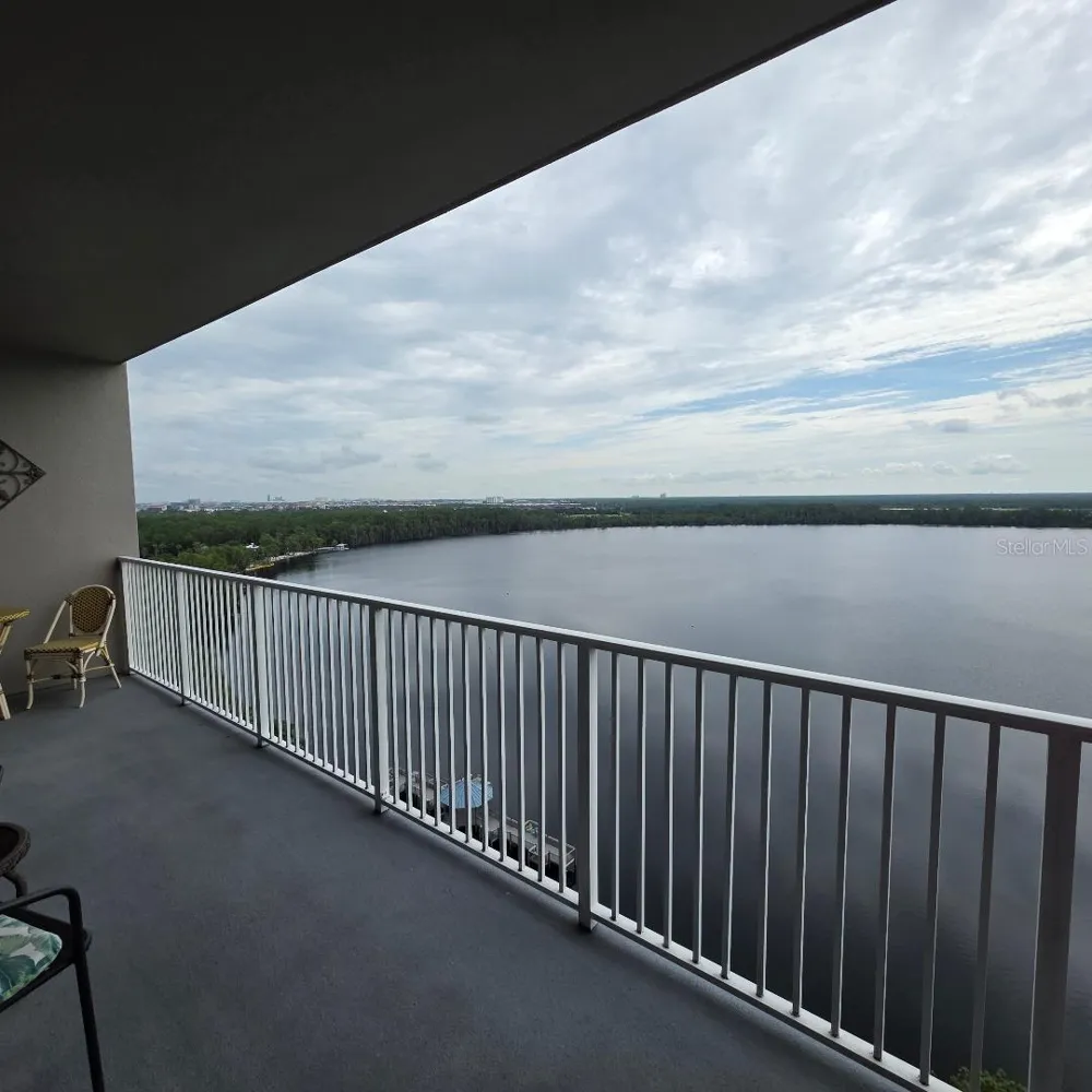 13427 BLUE HERON BEACH DR #1405 Orlando, FL 32821