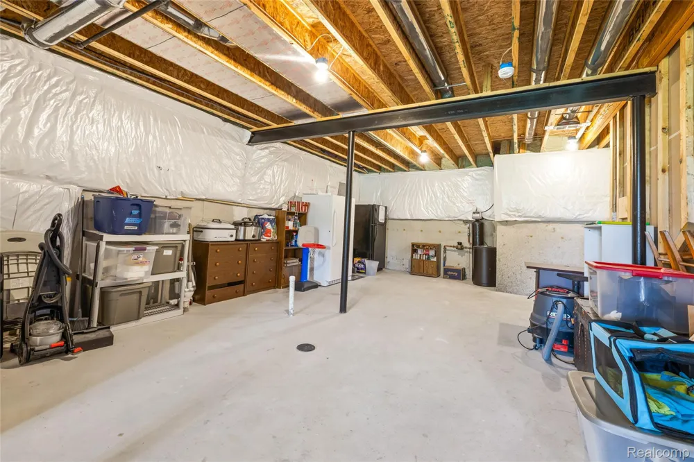 58714 Sella Drive Lyon Charter Township, MI 48178