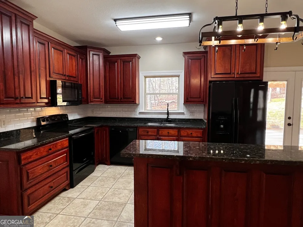 1615 Ben T Huiet Hwy. SR-255 ALT. Clarkesville, GA 30523