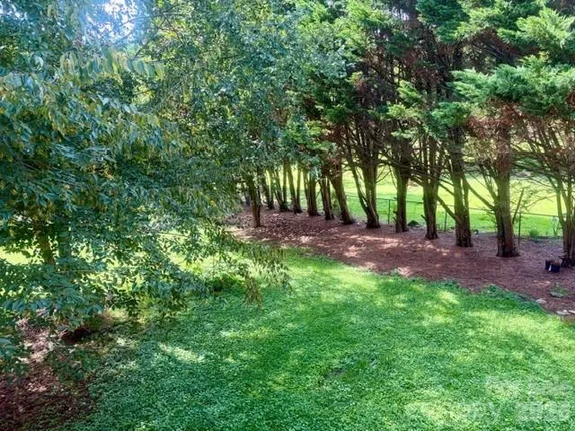 2417 Mt Herman Heights Hudson, NC 28638
