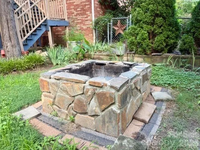 2417 Mt Herman Heights Hudson, NC 28638