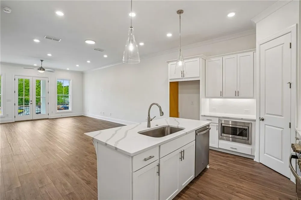 1503 Southbend Cove #436 Cumming, GA 30041