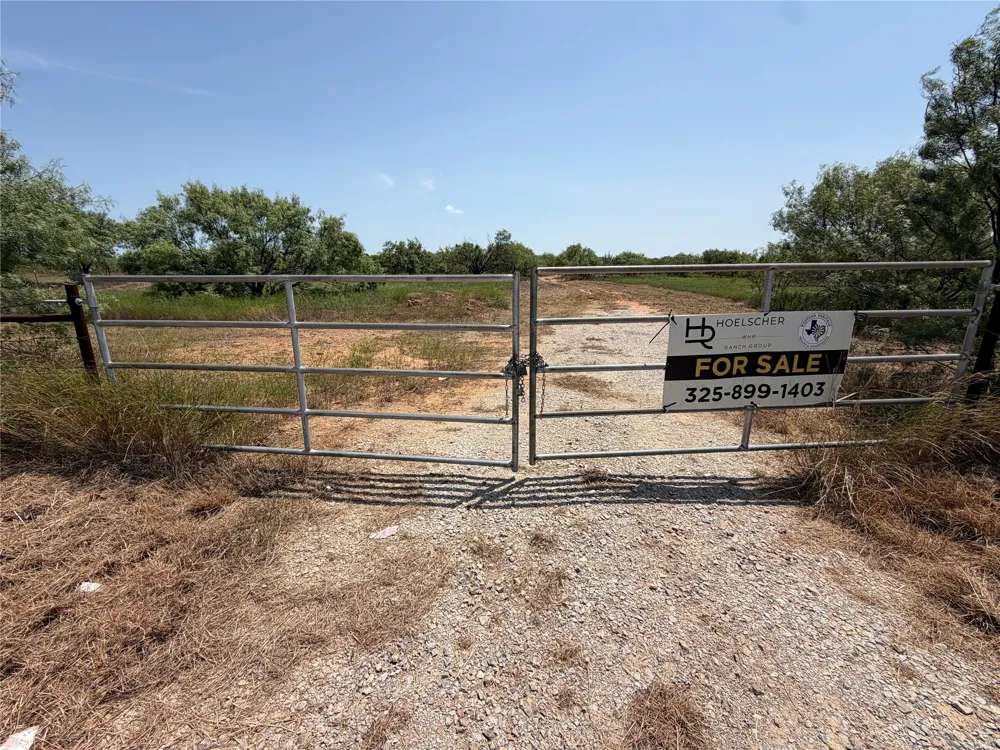 11003 Us-67 #84 Bangs, TX 76823