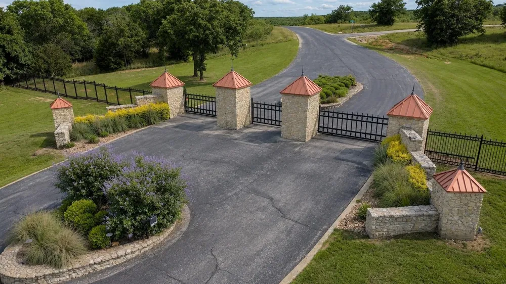 274 Ridgeline Drive Chico, TX 76431