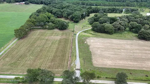 14.8 Acres Country Oak Circle