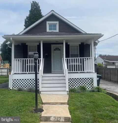 212 VIRGINIA AVENUE