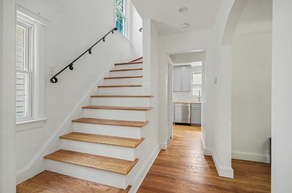 22515 Gregory Street Dearborn, MI 48124