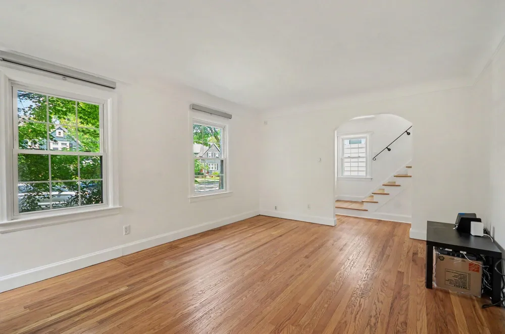 22515 Gregory Street Dearborn, MI 48124
