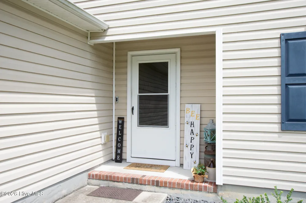 511 Sassy Court Richlands, NC 28574