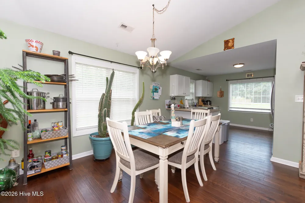 511 Sassy Court Richlands, NC 28574