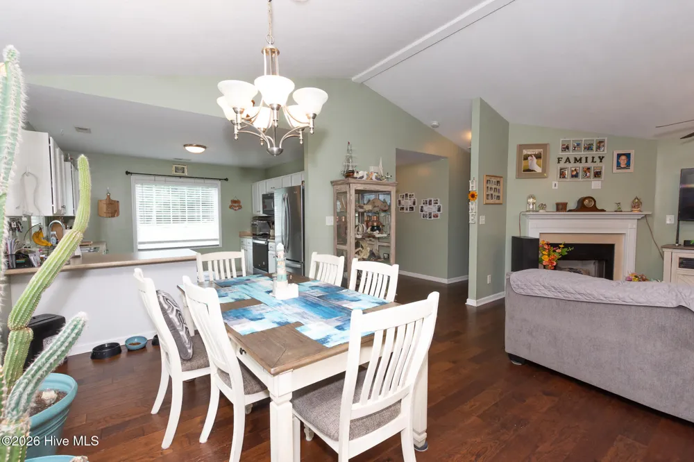 511 Sassy Court Richlands, NC 28574