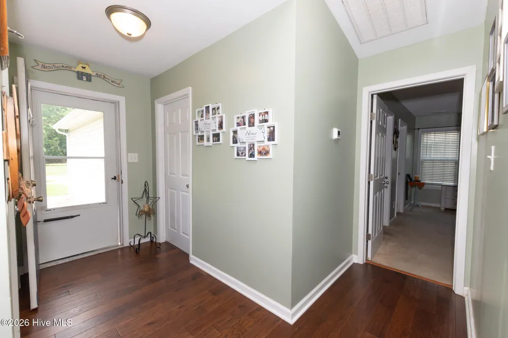 511 Sassy Court Richlands, NC 28574